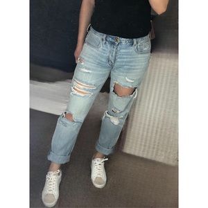 American Eagle Outfitters Tomgirl Distressed Jeans Size 2 Regular